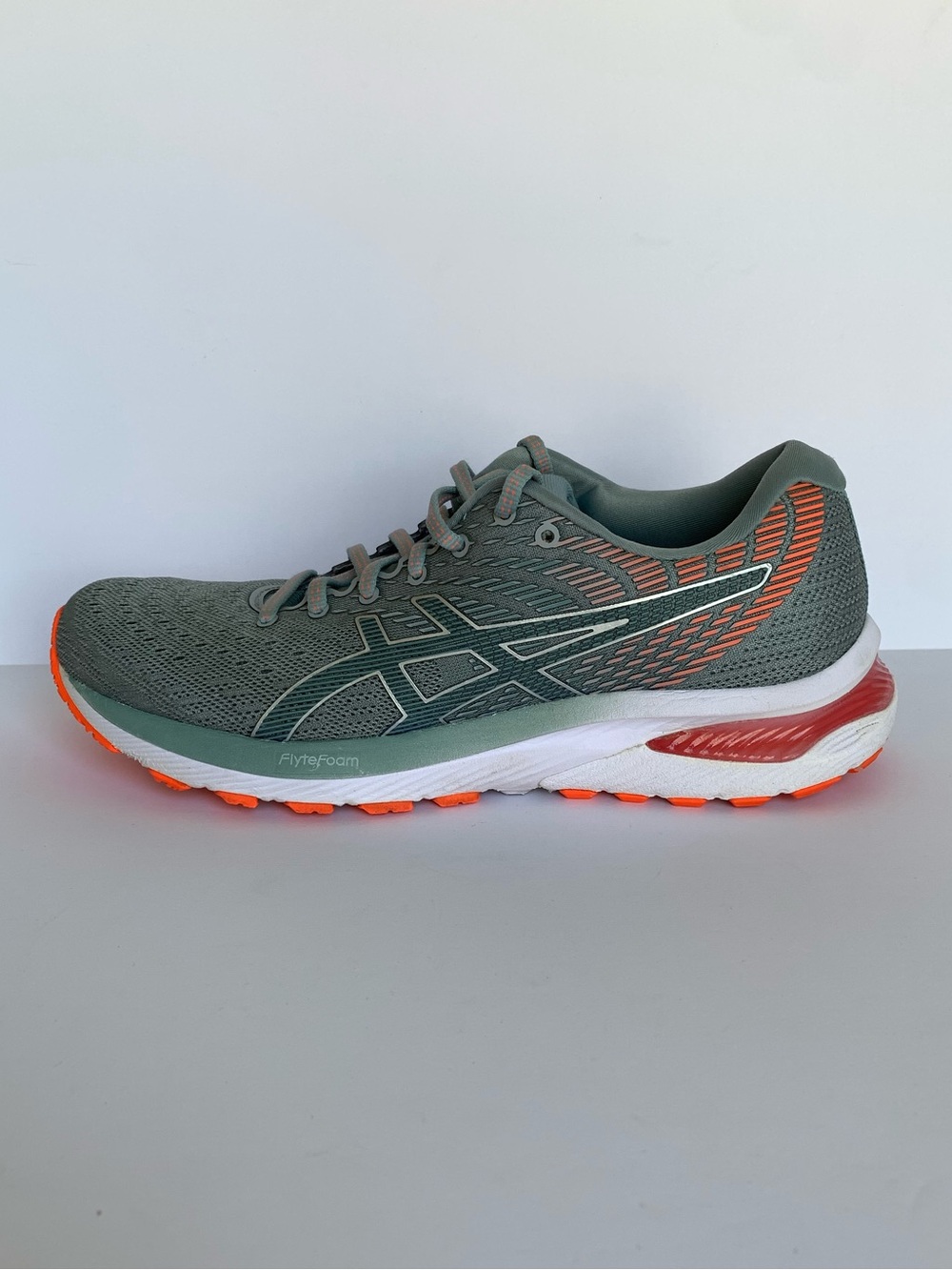 ASICS Gel Cumulus 22 Women’s Running Shoes Gray Coral Size 9